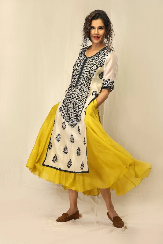 Pakeeza Sindhi Emb Dress