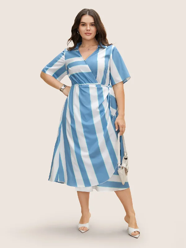 Geometric Surplice Neck Tie Knot Midi Dress Cozy Midi Dress with Pockets