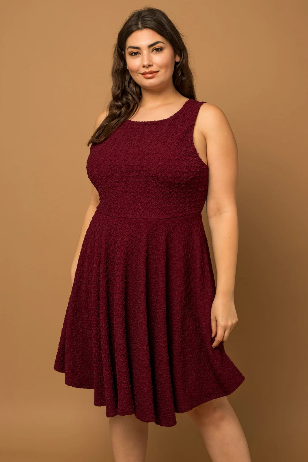 Plus Size Texture Sleeveless Scoop Neckline Mini Dress Trendy Crossover Mini Dress