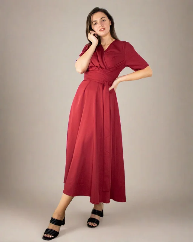 Takara Red Short Sleeve Midi Dress with Wrap Belt Comfortable Geometric Print Midi Dress Takara Red Short Sleeve Midi Dress with Wrap Belt Comfortable Geometric Print Midi Dress