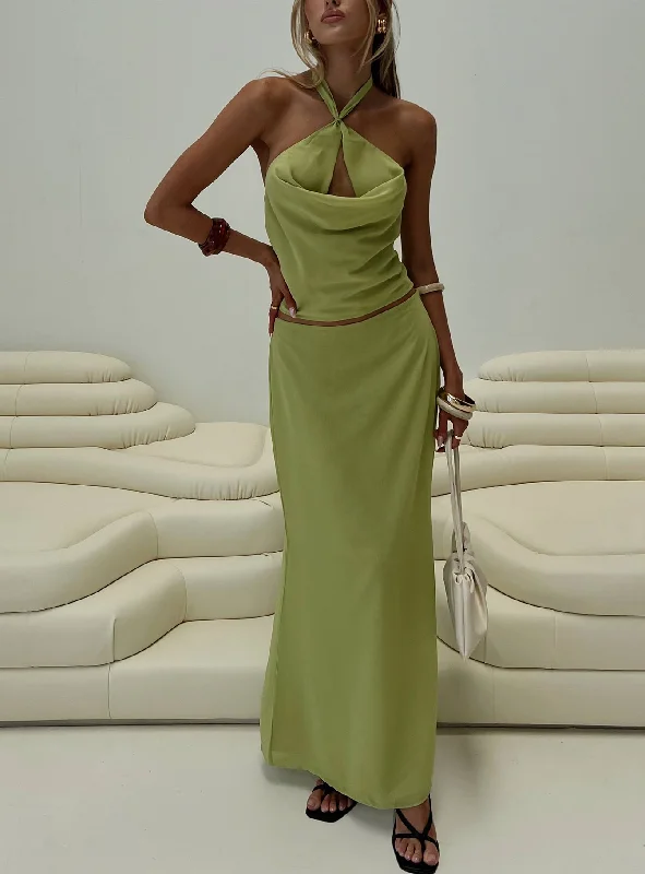 Eleganza Maxi Skirt Green velvet skirt rich